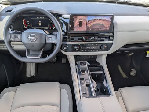 New 2026 Nissan Pathfinder SL FWD image 11