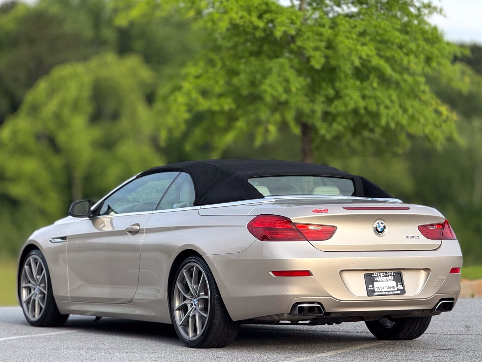 Used 2012 BMW 650i Convertible w/ Driver Assistance Pkg RWD image 9