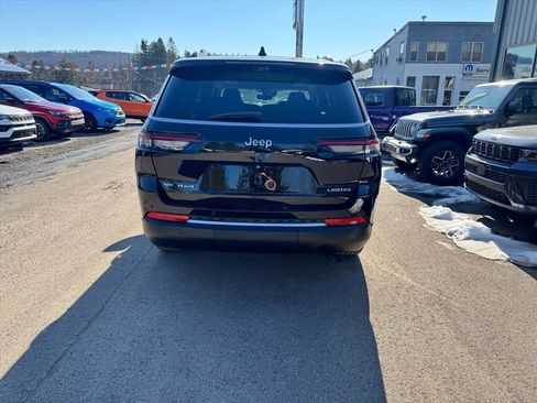 Used 2021 Jeep Grand Cherokee L Limited w/ Luxury Tech Group II image 6