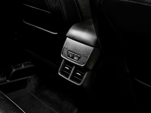Used 2025 Chevrolet Equinox RS w/ Safety and Technology Package AWD/4WD image 45