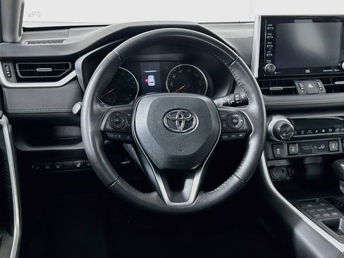 Used 2021 Toyota RAV4 XLE Premium AWD/4WD image 18