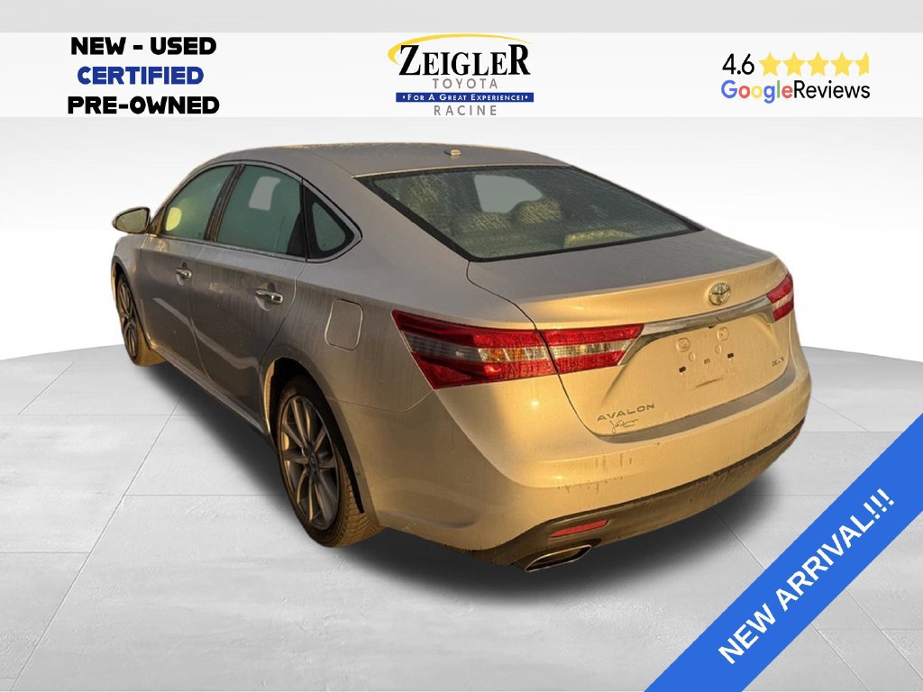 Used 2014 Toyota Avalon XLE Touring FWD image 2