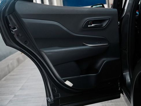 Used 2023 Toyota Crown XLE image 14