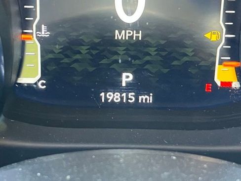 Certified 2023 Jeep Gladiator Overland w/ LED Lighting Group image 16