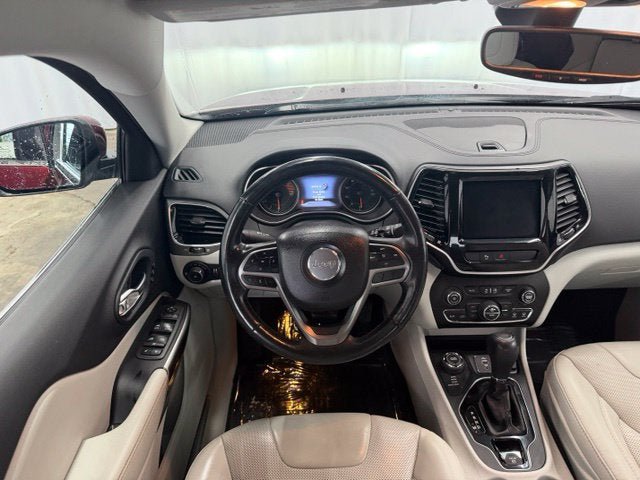 Used 2019 Jeep Cherokee Limited AWD/4WD image 11