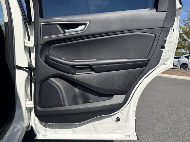 Used 2022 Ford Edge SEL w/ Convenience Package AWD/4WD image 18