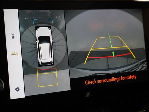 Used 2024 Toyota RAV4 Limited w/ Advanced Technology Package image 31