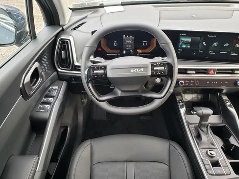 New 2026 Kia Sorento S w/ S Panoramic Sunroof Package image 10