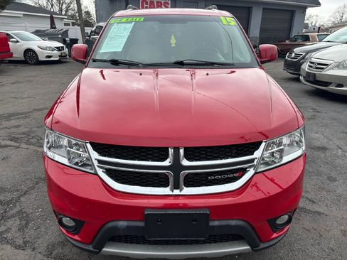 Used 2015 Dodge Journey SXT w/ Flexible Seating Group image 2