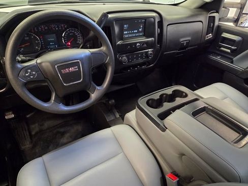 Used 2017 GMC Sierra 2500 4x4 Double Cab w/ Sierra Convenience Package image 12