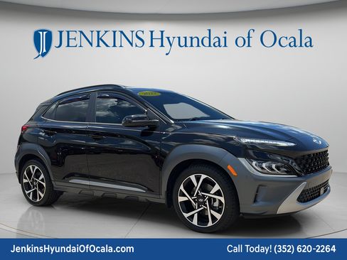 Certified 2022 Hyundai Kona Limited w/ Cargo Package FWD image 1