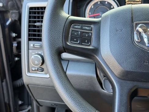 Used 2018 RAM 1500 Express w/ Express Value Package RWD image 10