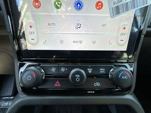 Used 2024 Ford Ranger XLT w/ FX4 Off-Road Package image 19