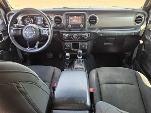 Used 2021 Jeep Wrangler Unlimited Sport AWD/4WD image 10