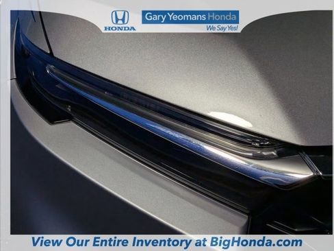 Used 2024 Honda CR-V LX image 13
