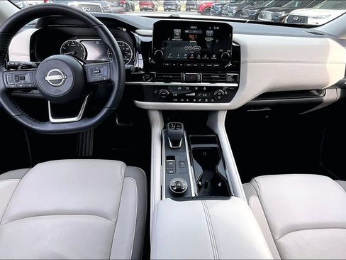 Used 2025 Nissan Pathfinder SL AWD/4WD image 20