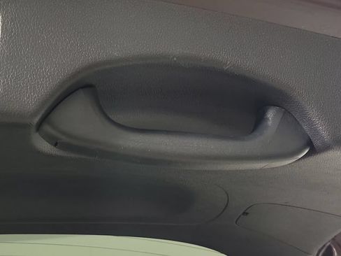 Used 2019 Kia Sorento FWD image 9