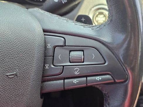 Used 2019 Cadillac XT4 Premium Luxury AWD/4WD image 21