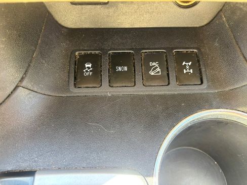 Used 2016 Toyota Highlander Limited w/ Driver Technology Package AWD/4WD image 24