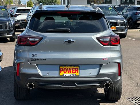 Used 2025 Chevrolet TrailBlazer RS w/ Convenience Package AWD/4WD image 5