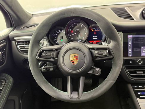 New 2026 Porsche Macan GTS image 19