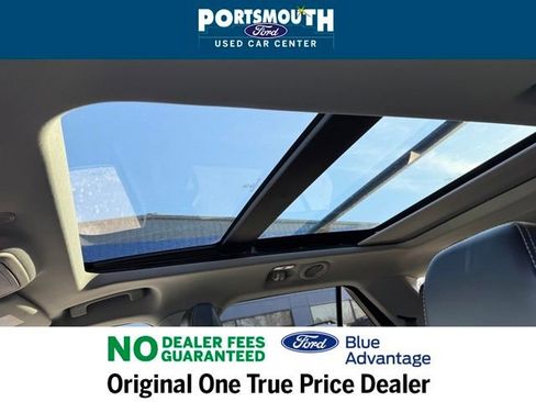 Certified 2022 Ford Explorer XLT w/ Equipment Group 202A image 10
