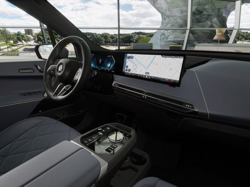 New 2026 BMW iX xDrive60 w/ M Sport Package image 40