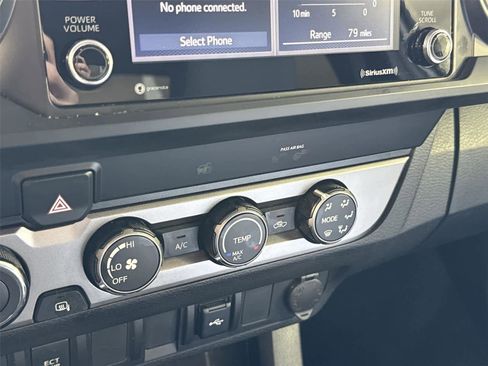 Used 2023 Toyota Tacoma SR AWD/4WD image 17