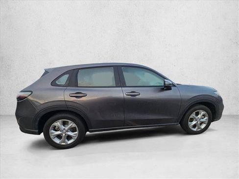 Used 2025 Honda HR-V LX image 4