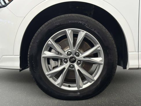 Used 2025 Audi Q3 2.0T Premium AWD/4WD image 12
