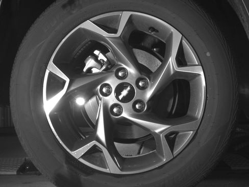 Used 2025 Chevrolet Trax LT FWD image 15