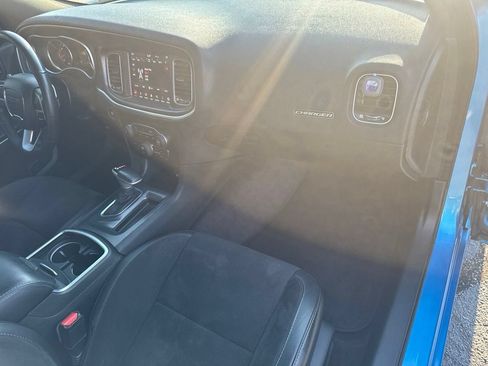 Used 2018 Dodge Charger R/T Scat Pack RWD image 42