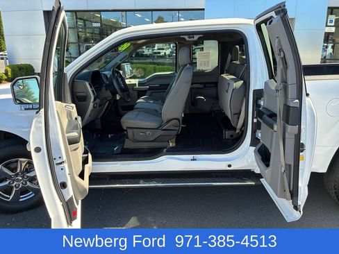 Used 2018 Ford F150 XLT w/ Equipment Group 301A Mid AWD/4WD image 11