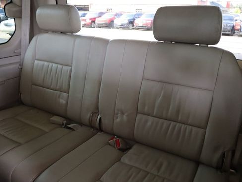 Used 2000 Toyota Land Cruiser image 20