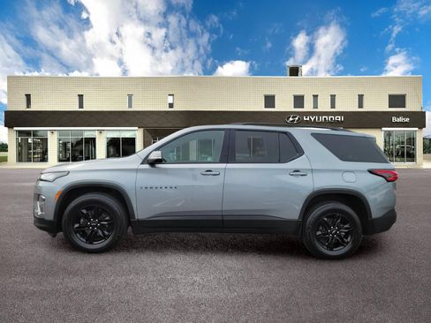 Used 2023 Chevrolet Traverse LT w/ Midnight/Sport Edition AWD/4WD image 6