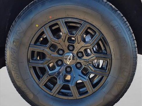 Used 2023 Chevrolet Colorado W/T w/ Advanced Trailering Package RWD image 30