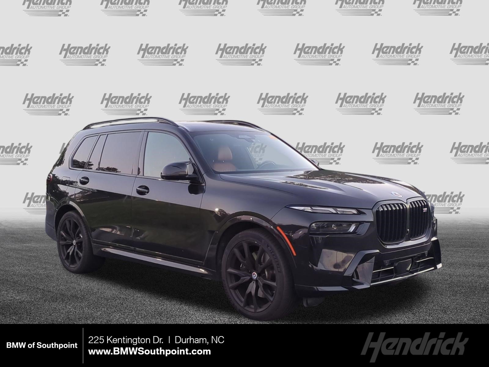 Used 2023 BMW X7 M60i AWD/4WD image 1