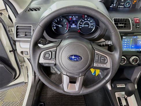 Used 2018 Subaru Forester 2.5i Premium AWD/4WD image 12