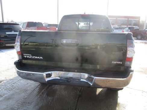 Used 2014 Toyota Tacoma Base 4x4 4dr Access Cab 6.1 ft image 5