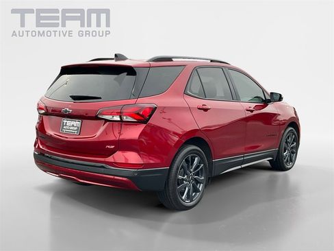 Used 2024 Chevrolet Equinox RS w/ RS Leather Package image 7