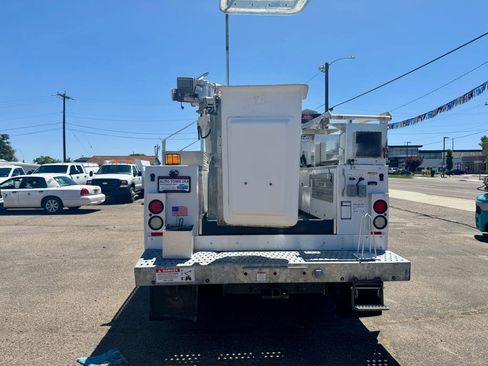 Used 2015 Ford F450 XL image 4