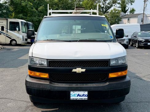 Used 2019 Chevrolet Express 2500 Extended RWD image 3