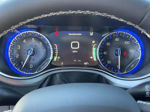 New 2026 Chrysler Pacifica Limited w/ S Appearance Package image 15