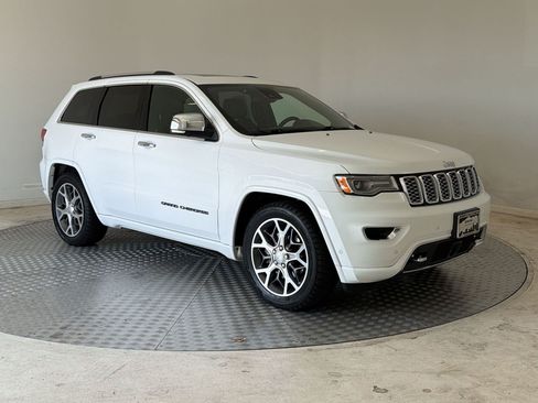 Used 2020 Jeep Grand Cherokee Overland AWD/4WD image 7