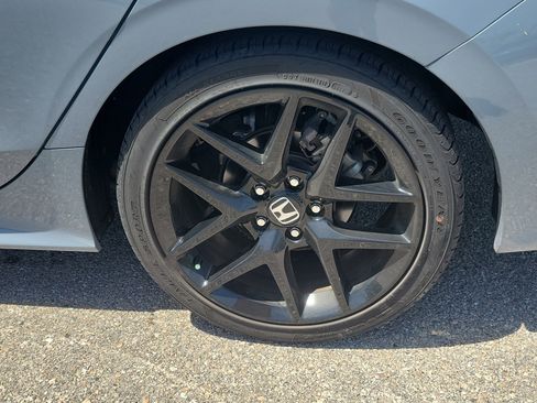 Certified 2024 Honda Civic Sport image 9