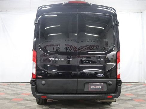 Used 2024 Ford Transit 350 XLT RWD image 5