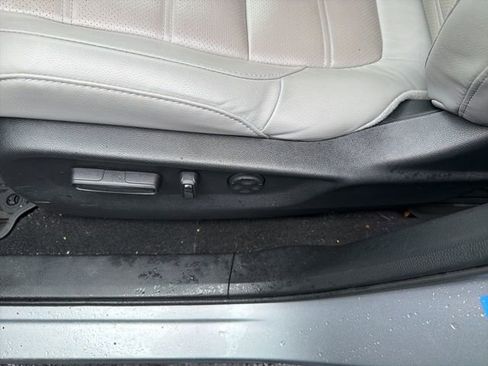 Used 2019 Honda CR-V EX-L image 9