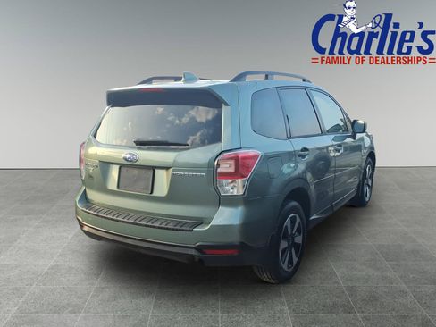 Used 2018 Subaru Forester 2.5i Premium w/ All-Weather Package AWD/4WD image 4