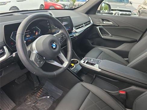 Used 2026 BMW X1 xDrive28i AWD/4WD image 16