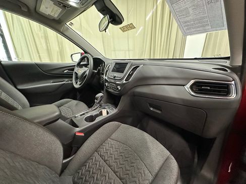 Certified 2024 Chevrolet Equinox LT w/ LPO, Floor Liner Package image 17